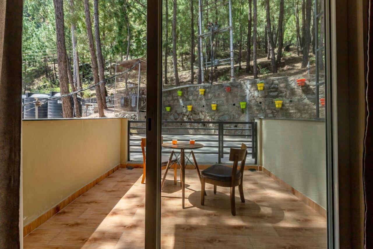 Appartamento Pine Maderas By Embrace Kasauli Esterno foto