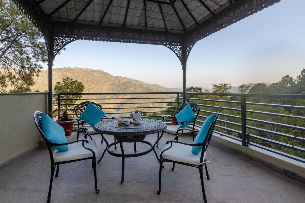 Appartamento Pine Maderas By Embrace Kasauli Esterno foto